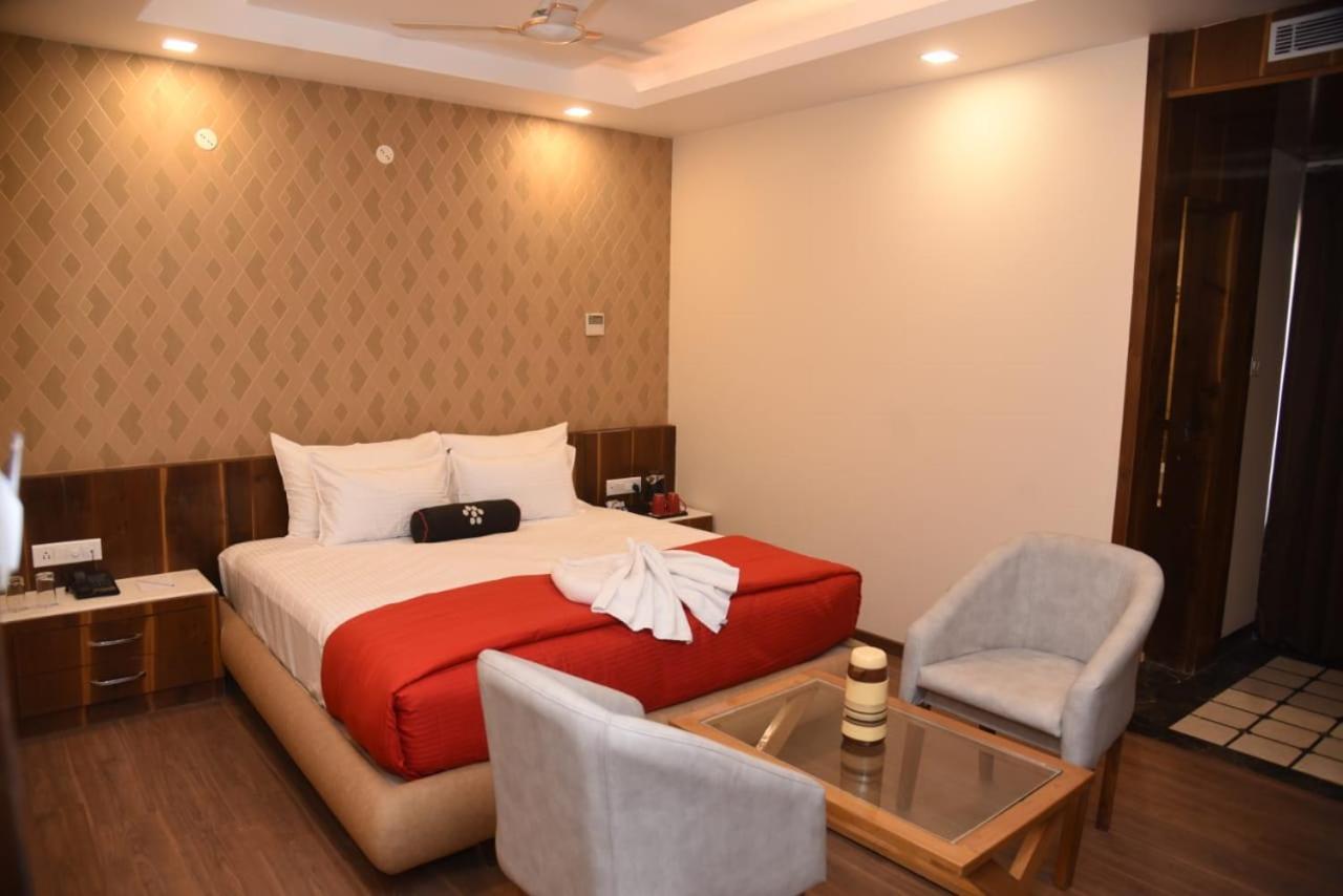 Mastiff Grand Regal By Othpl Hotel Arrah